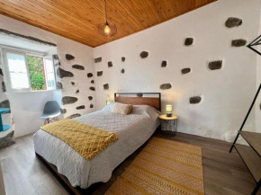 AZ Solar Cottage and Secret Garden